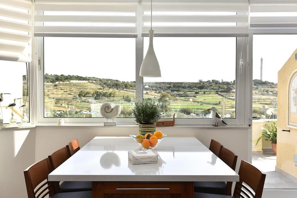 Ferienwohnung Seagull Penthouse Marsaxlokk Exterior foto