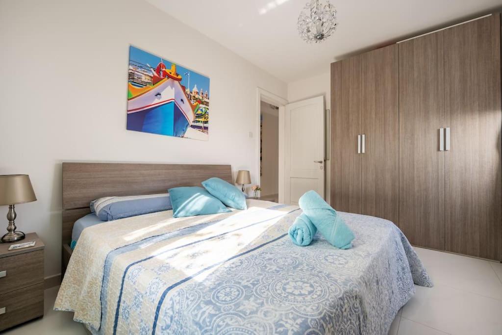 Ferienwohnung Seagull Penthouse Marsaxlokk Exterior foto