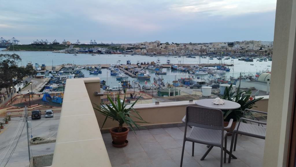 Ferienwohnung Seagull Penthouse Marsaxlokk Exterior foto